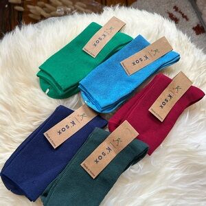 Women Basic Everyday Colorful Crew Socks Set - 5 packs